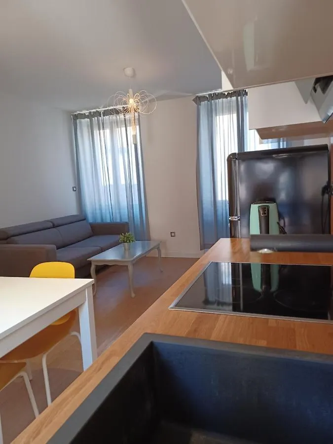 Apartman B & S With A Beautiful Terrace Póla