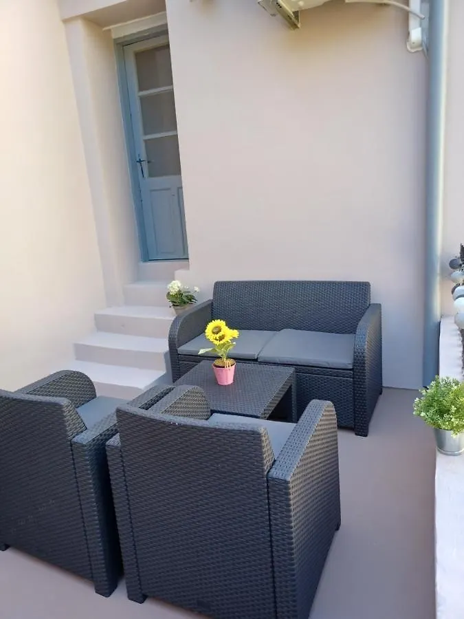 Apartman B & S With A Beautiful Terrace Póla