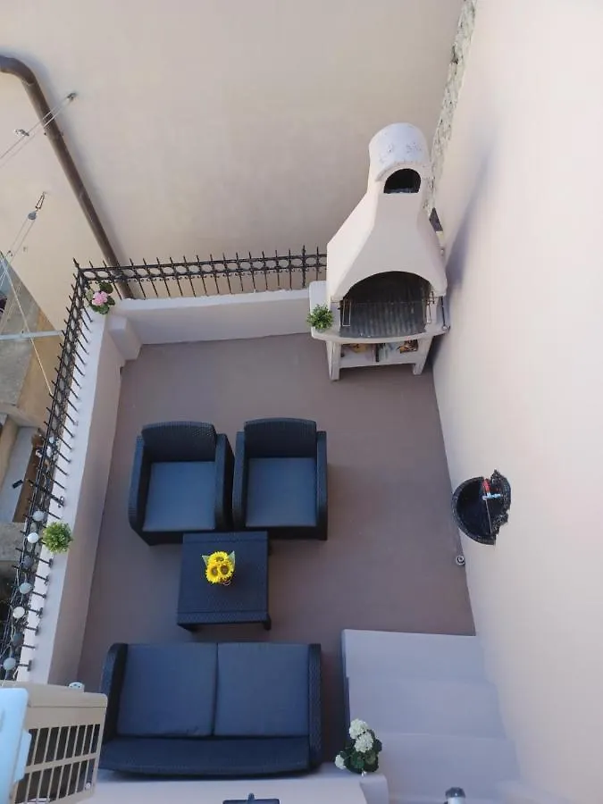 Apartman B & S With A Beautiful Terrace Póla