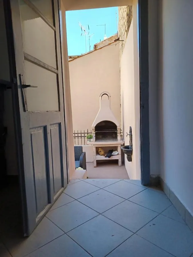 Apartman B & S With A Beautiful Terrace Póla